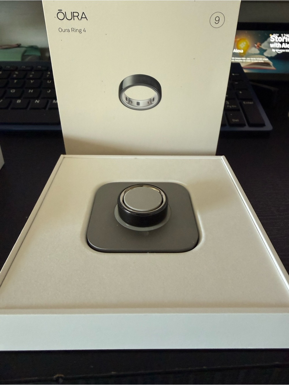 Oura Health Ring - Black/Silver - Gen 4 size 9